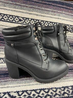 Torrid Hiker 11.5 Black Lace-Up Chunky Heel Ankle Booties Boots Faux Leather